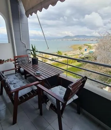 Seaside Apartment - Charlie'S House Chalkida Exterior photo